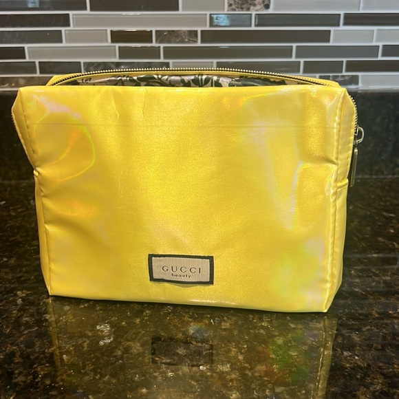 Gucci Beauty Flora Yellow Makeup Bag - Picture 6 of 8